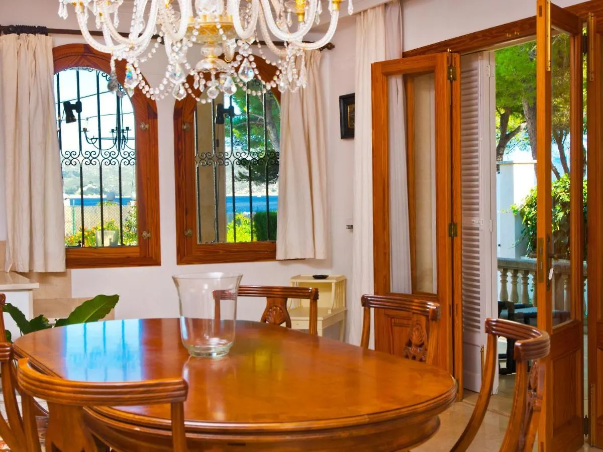 Villa Tita De Manresa, Con Jardines Y Vista Mar Alcudia  Spain