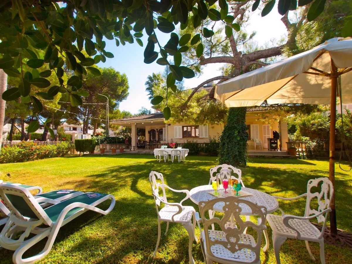 Villa Tita De Manresa, Con Jardines Y Vista Mar Alcudia