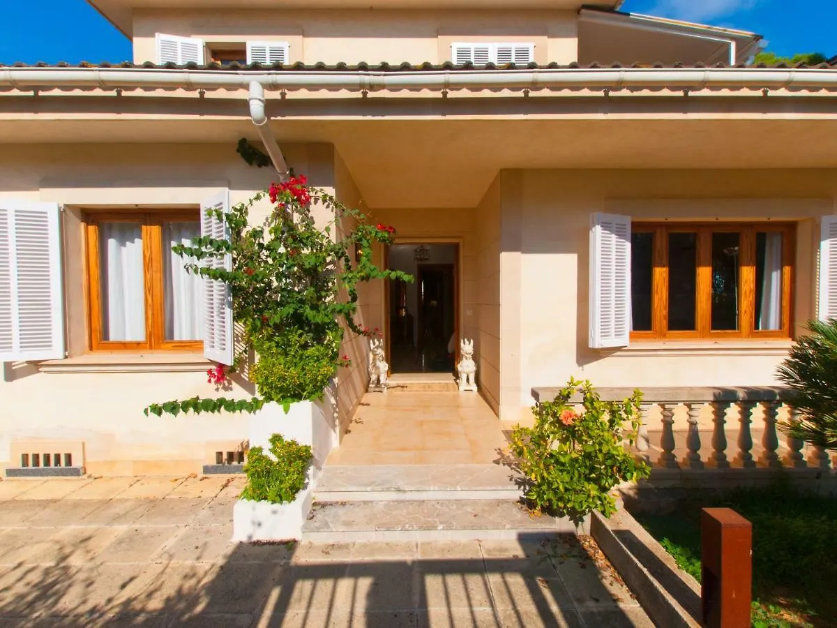 Villa Tita De Manresa, Con Jardines Y Vista Mar Alcudia
